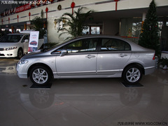 根據(jù)性格選車 適合12星座車型（女篇）