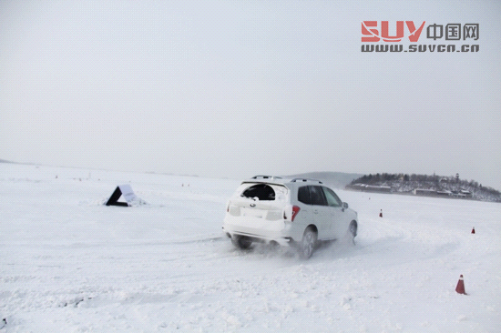 “雪之雄獅”全新斯巴魯森林人冰雪試駕