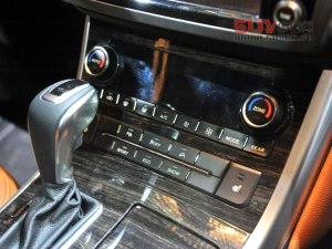 哈弗長(zhǎng)城汽車哈弗H82013款 基本型