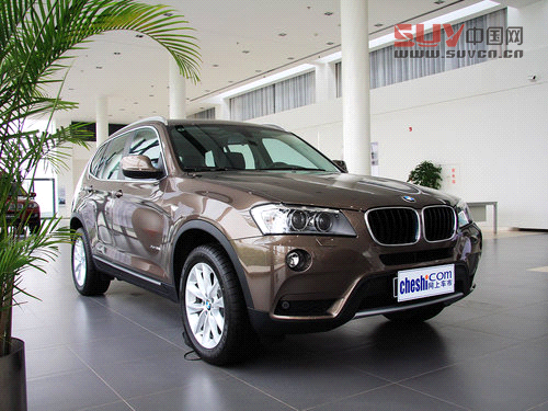 寶馬(進(jìn)口)  2.0T AT 車(chē)輛右側(cè)45度角