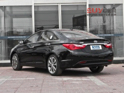 北京現(xiàn)代2013款索納塔八