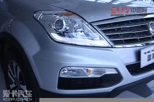 SUV全新選擇 愛(ài)卡實(shí)拍進(jìn)口雙龍雷斯特W