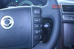 SUV全新選擇 愛(ài)卡實(shí)拍進(jìn)口雙龍雷斯特W