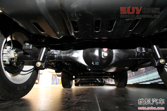 北汽B40 2013上海車展實拍