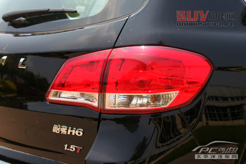 哈弗H6升級版到店實(shí)拍 增ESP、換哈弗標(biāo)