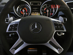 ML63 AMG中控、內(nèi)飾設(shè)計(jì)