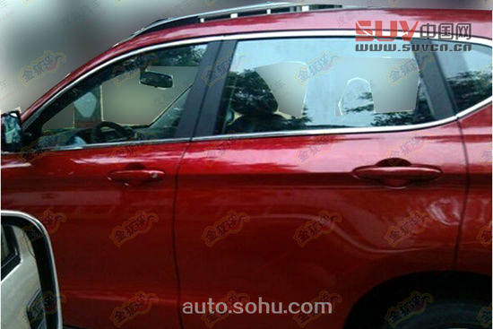 哈弗H2路試車曝光