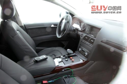 奧迪新一代Q7測(cè)試照曝光 預(yù)計(jì)明年底亮相