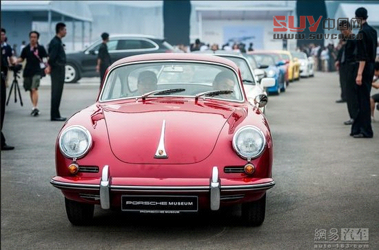 保時(shí)捷極至體驗(yàn) 專為中國定制跑車嘉年華