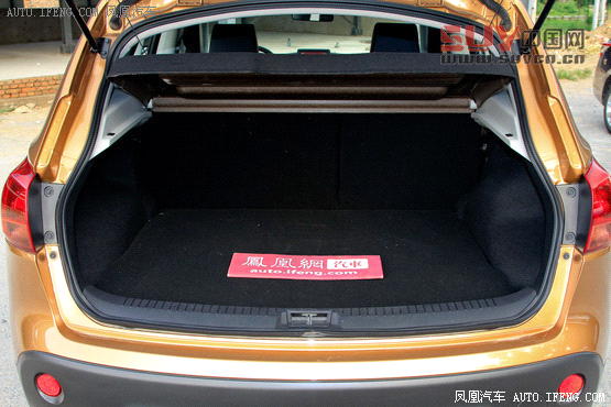 精確導購:13萬適合新手的省油合資SUV(3)