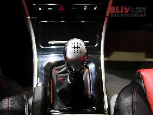 哈弗汽車(chē)  哈弗H2 掛檔把手特寫(xiě)