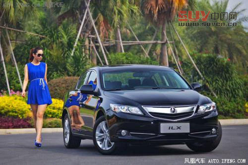 試駕謳歌ILX混動(dòng)版 綜合性能值得稱(chēng)贊(2)