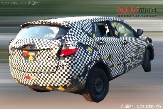 曝全新海馬SUV路試諜照 或2015正式上市