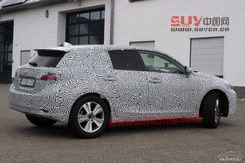 雷克薩斯入門級SUV諜照