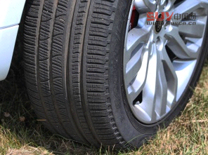 愛卡英國首試2014路虎攬勝運動版