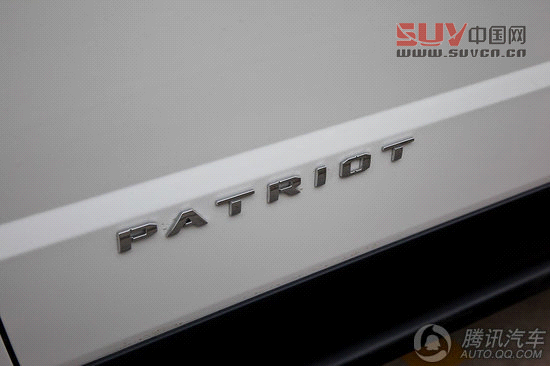 2013款 自由客 2.4 豪華導航版