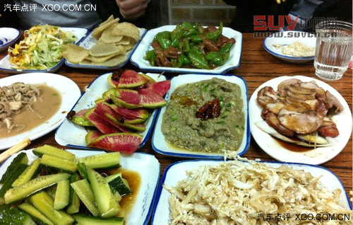 夜深別“宵”停 開自主SUV帶上朋友吃宵夜