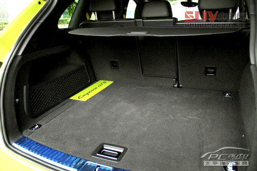 關(guān)山度若飛 測(cè)試保時(shí)捷Cayenne GTS