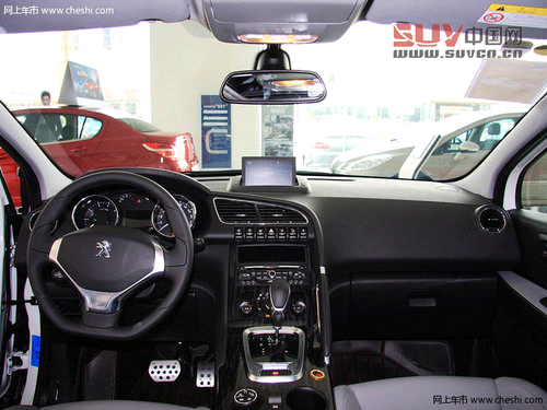 前臉變化大/內(nèi)飾小改 標(biāo)致新款3008實拍