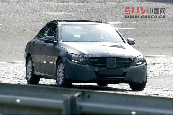 全新一代奔馳C級無偽測試