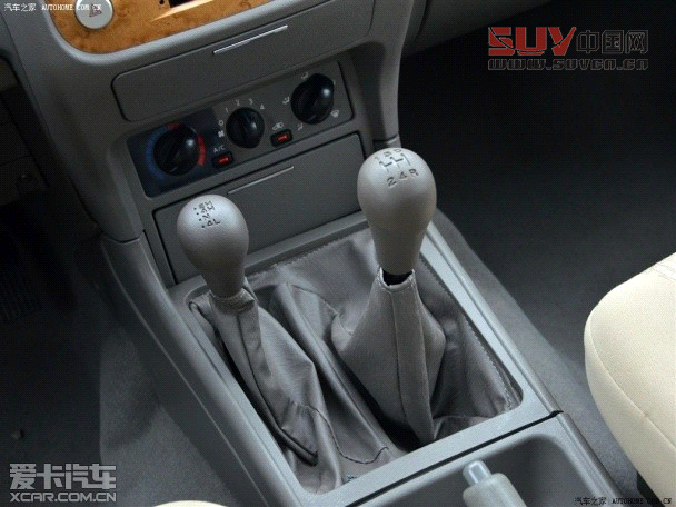 自主SUV適時(shí)四驅(qū)介紹