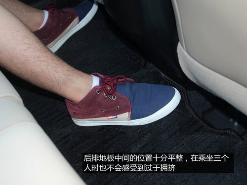 內外兼修 試駕一汽豐田全新RAV4 2.0L