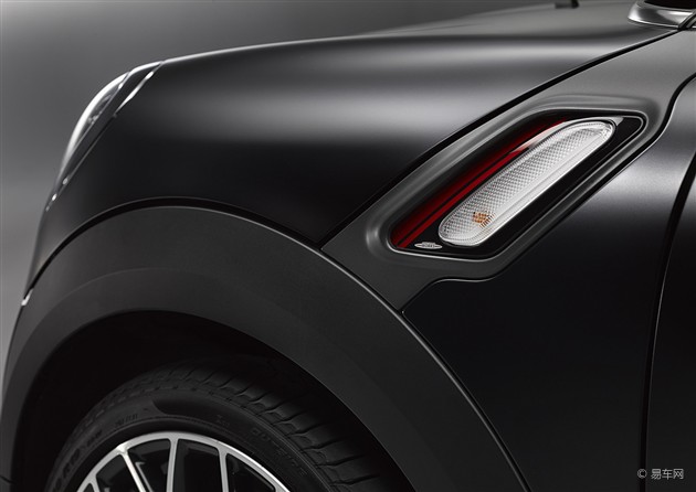 MINI推出冰霜版SUV車型 采用啞光黑涂裝