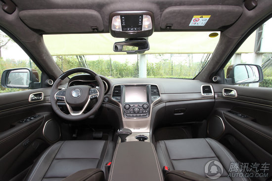 2014款 大切諾基 3.6L 旗艦尊崇版 試駕實(shí)拍