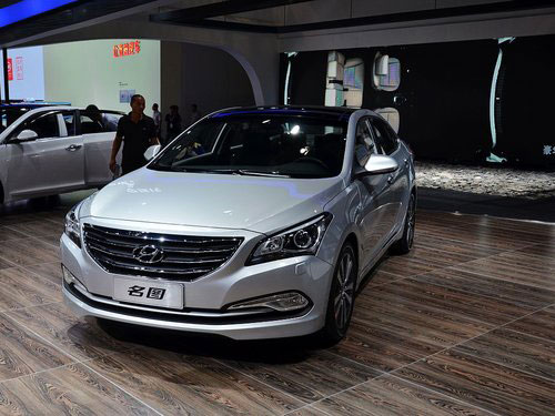 北京現(xiàn)代  名圖