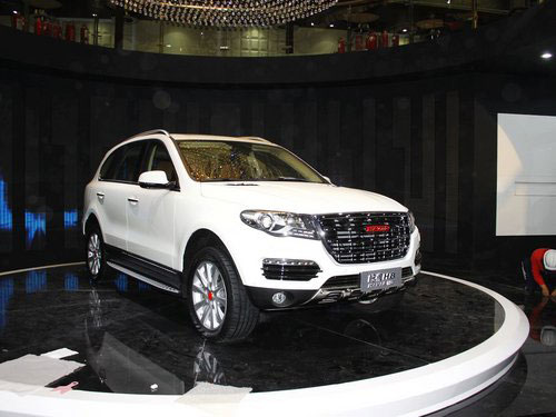 哈弗汽車  2.0T 自動 車輛右側(cè)45度角
