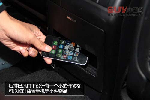 豪華且實用 奔馳新ML350-SUV儲物便利性