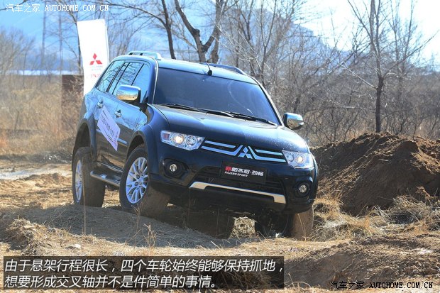 三菱廣汽三菱帕杰羅&middot;勁暢2013款 3.0L 自動四驅旗艦版