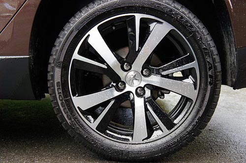 [國內車訊]標致2008實拍圖 國產版區別不大