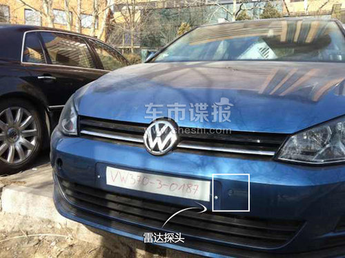 高爾夫7驚現(xiàn)北京某停車(chē)場(chǎng) 內(nèi)飾細(xì)節(jié)曝光