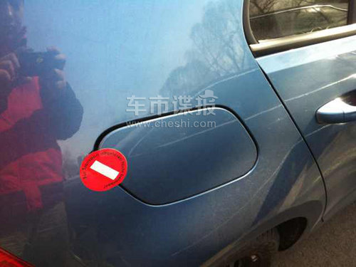高爾夫7驚現(xiàn)北京某停車(chē)場(chǎng) 內(nèi)飾細(xì)節(jié)曝光