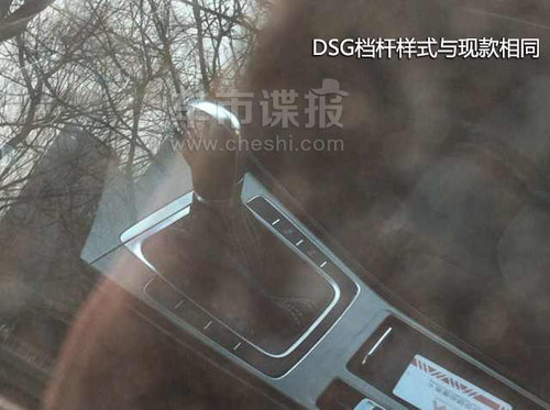 高爾夫7驚現(xiàn)北京某停車(chē)場(chǎng) 內(nèi)飾細(xì)節(jié)曝光