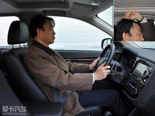 Jeep指南者對比三菱歐藍德