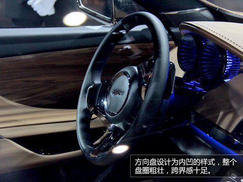 捷豹首款SUV亞洲首發 與攬勝極光共平臺