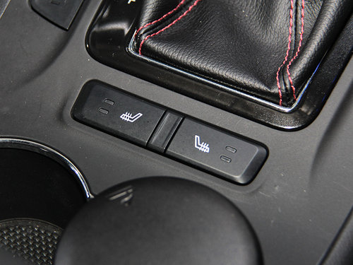 有望明年初上市 長安CS75廣州車展實拍