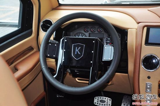 Conquest Vehicles Knight XV 實拍 內飾 圖片