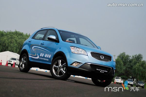 冬季路滑需謹慎 薦6款20萬內四驅車型