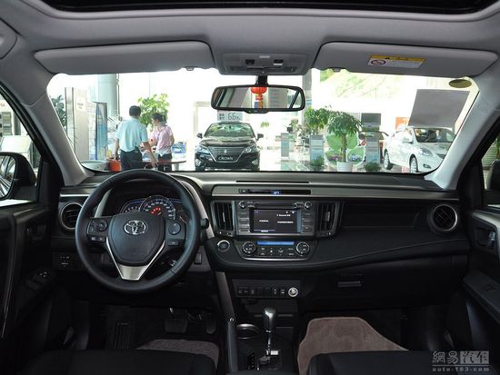 豐田RAV4 2014款 新一代 2.5AT四驅(qū)豪華版