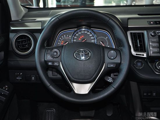 豐田RAV4 2014款 新一代 2.5AT四驅(qū)豪華版