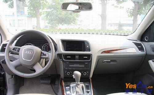 奧迪Q5 亞訊車網 www.yescar.cn