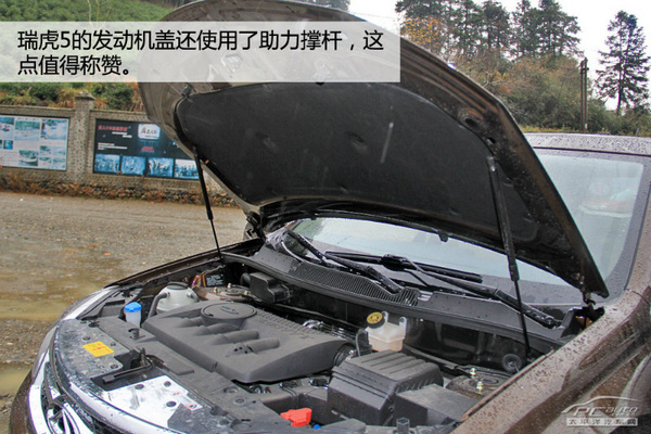 自主SUV攪局者 試駕瑞虎5 2.0L MT家悅版