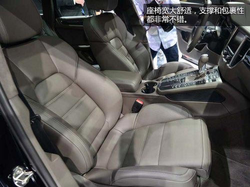 緊湊版卡宴 保時(shí)捷Macan Turbo車展實(shí)拍