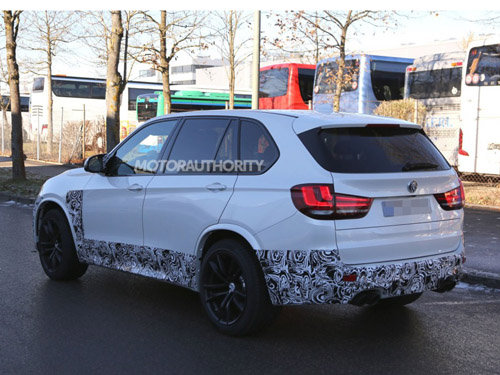 新寶馬X5M諜照 性能提升有望于明年亮相