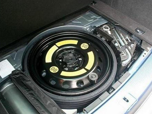 汽車備胎四年需換 存儲時需調整好胎壓