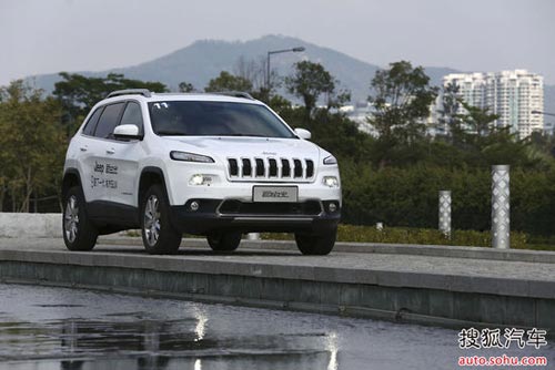 Jeep 自由光 實(shí)拍 外觀 圖片