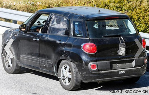 有望2014年初發布 菲亞特500X路試諜照